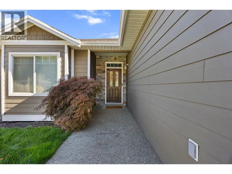 Photo 4 of 63 at 9733 Santina Road