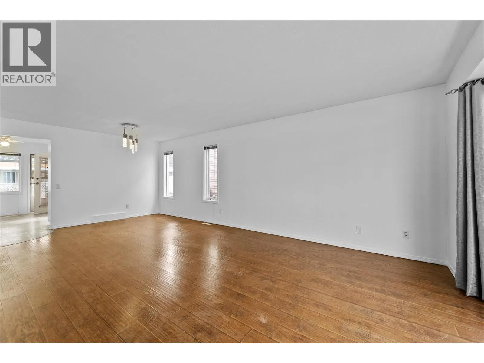Photo 4 of 38 at #33 – 1195 14TH Street