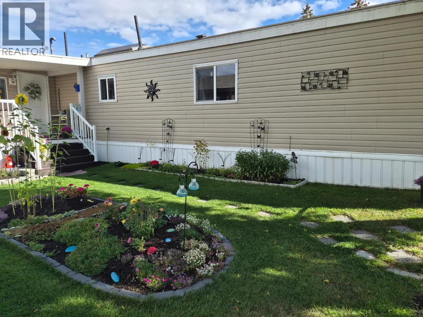 Photo 3 of 22 at #57 – 3001 MACKENZIE Avenue