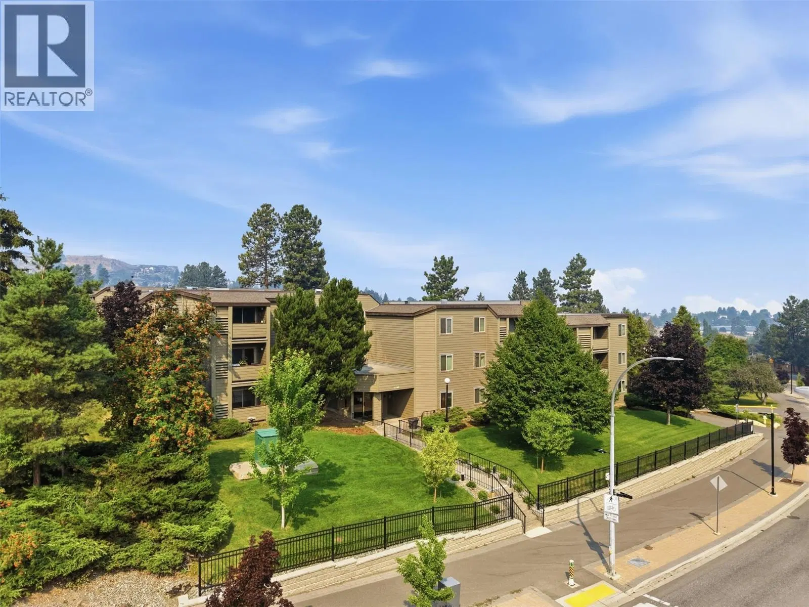 Photo 2 of 25 at #224 – 1560 Summit Drive