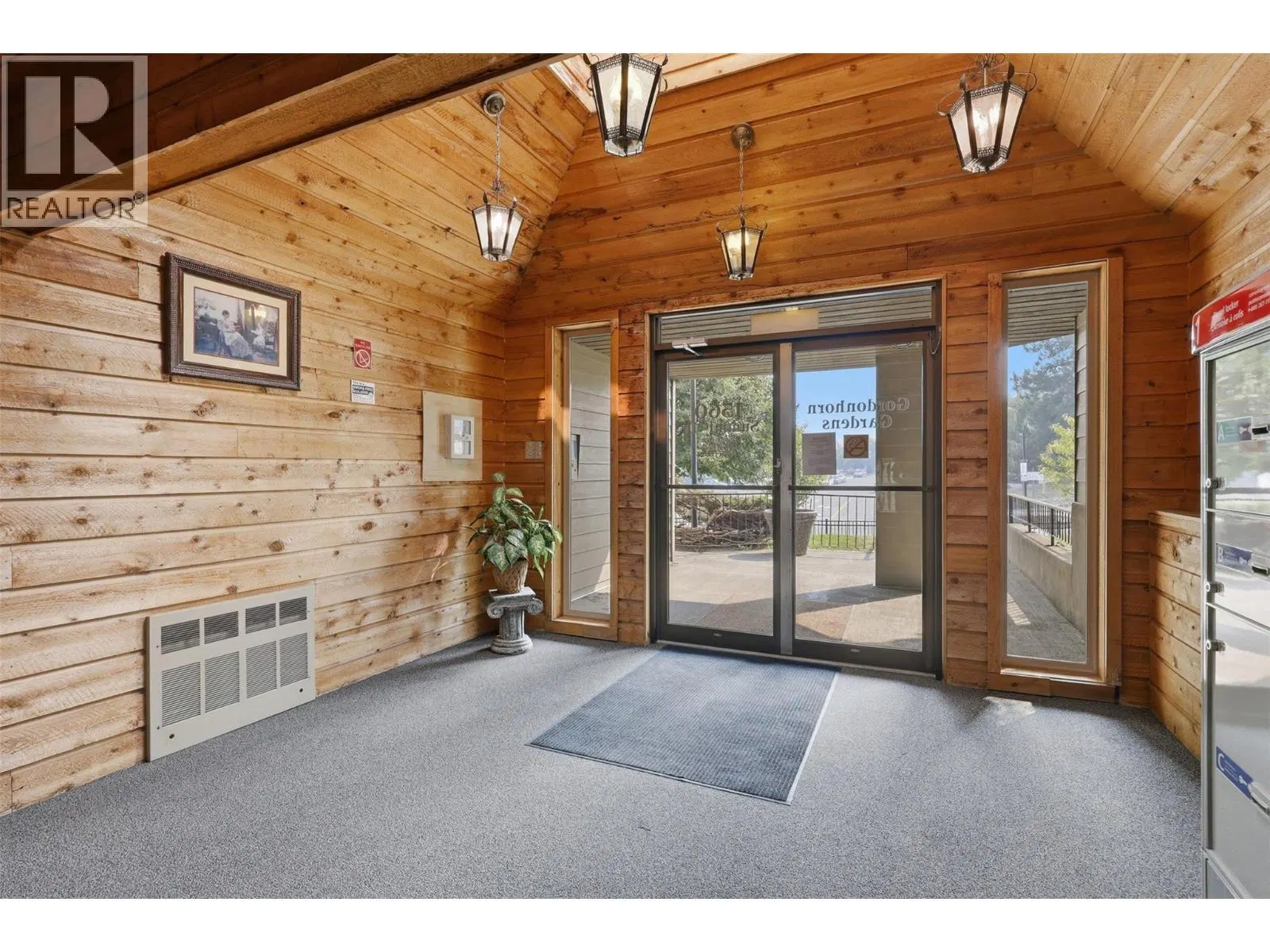Photo 3 of 25 at #224 – 1560 Summit Drive