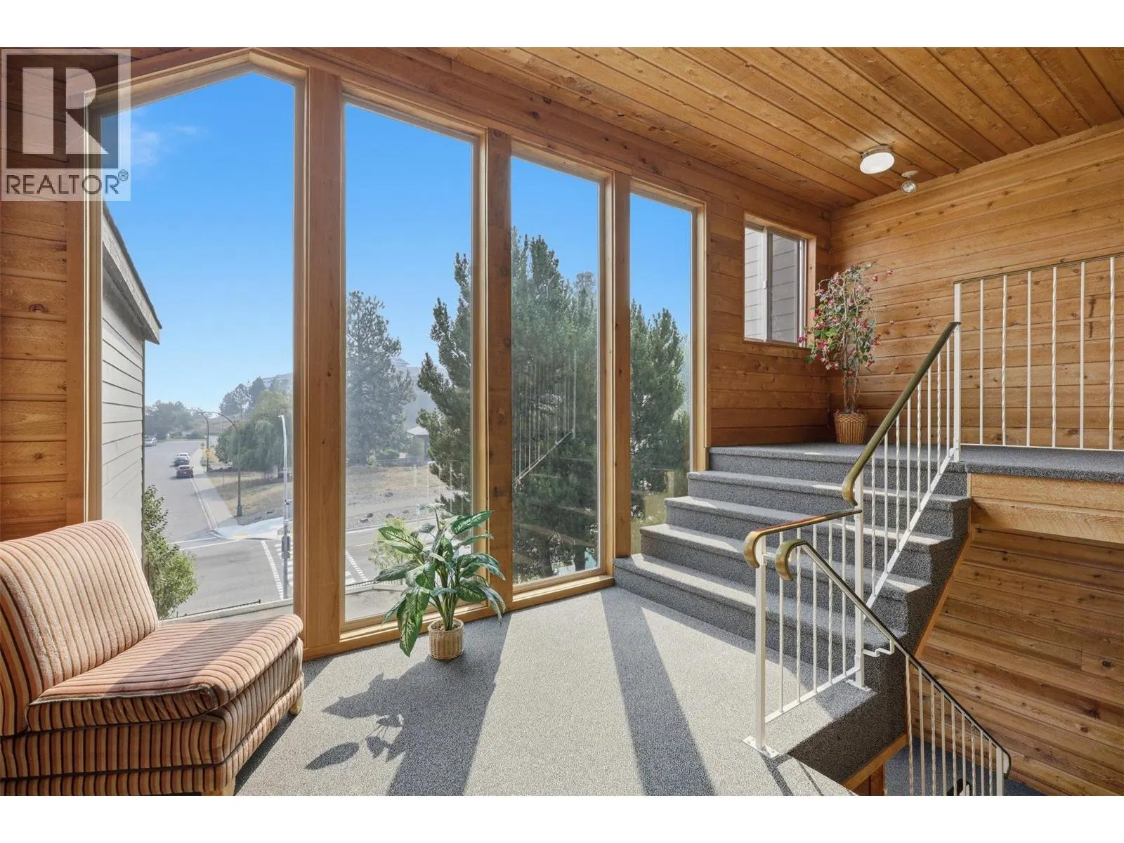 Photo 4 of 25 at #224 – 1560 Summit Drive