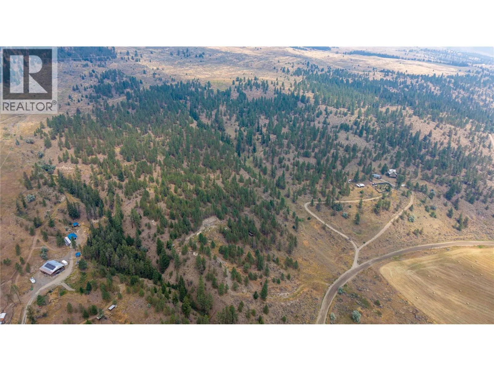 Photo 4 of 21 at 4337 KAMLOOPS-SHUSWAP Road