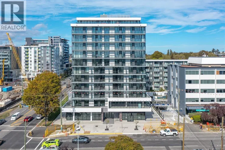 Photo 1 of 34 at #1010 – 1100 Yates Street