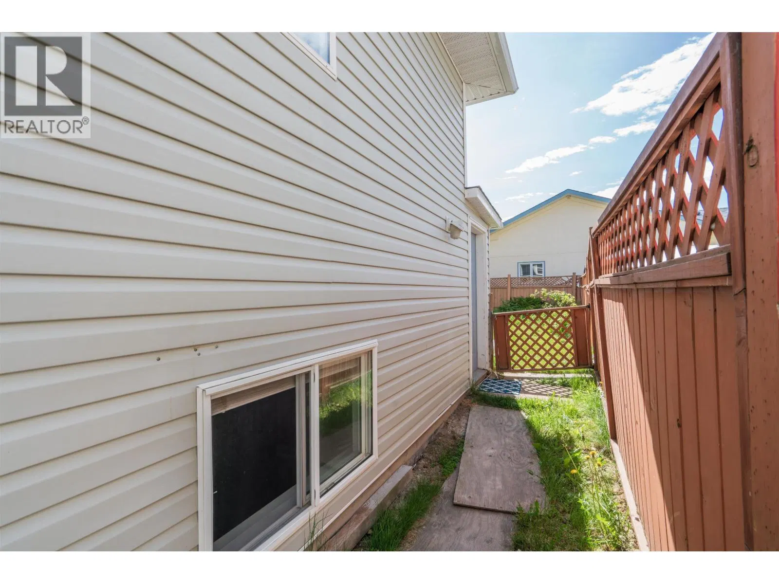 Photo 5 of 35 at 6857 WESTGATE Avenue