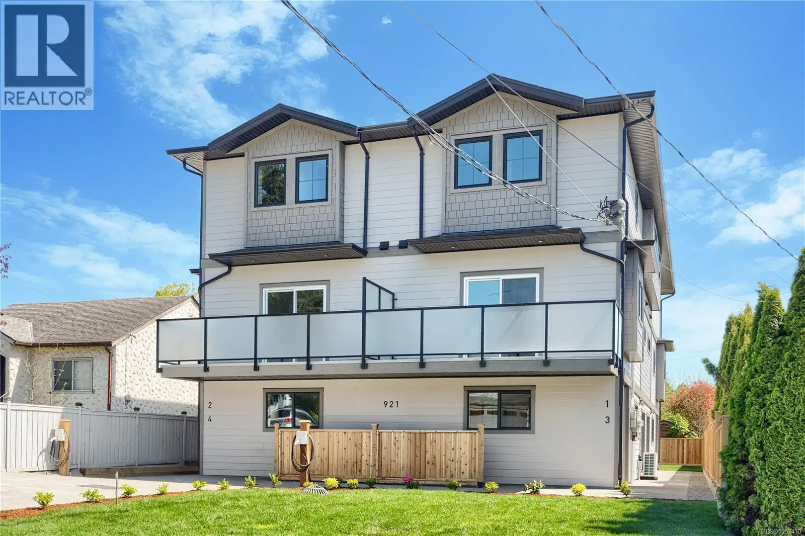#1 – 921 Dale Street