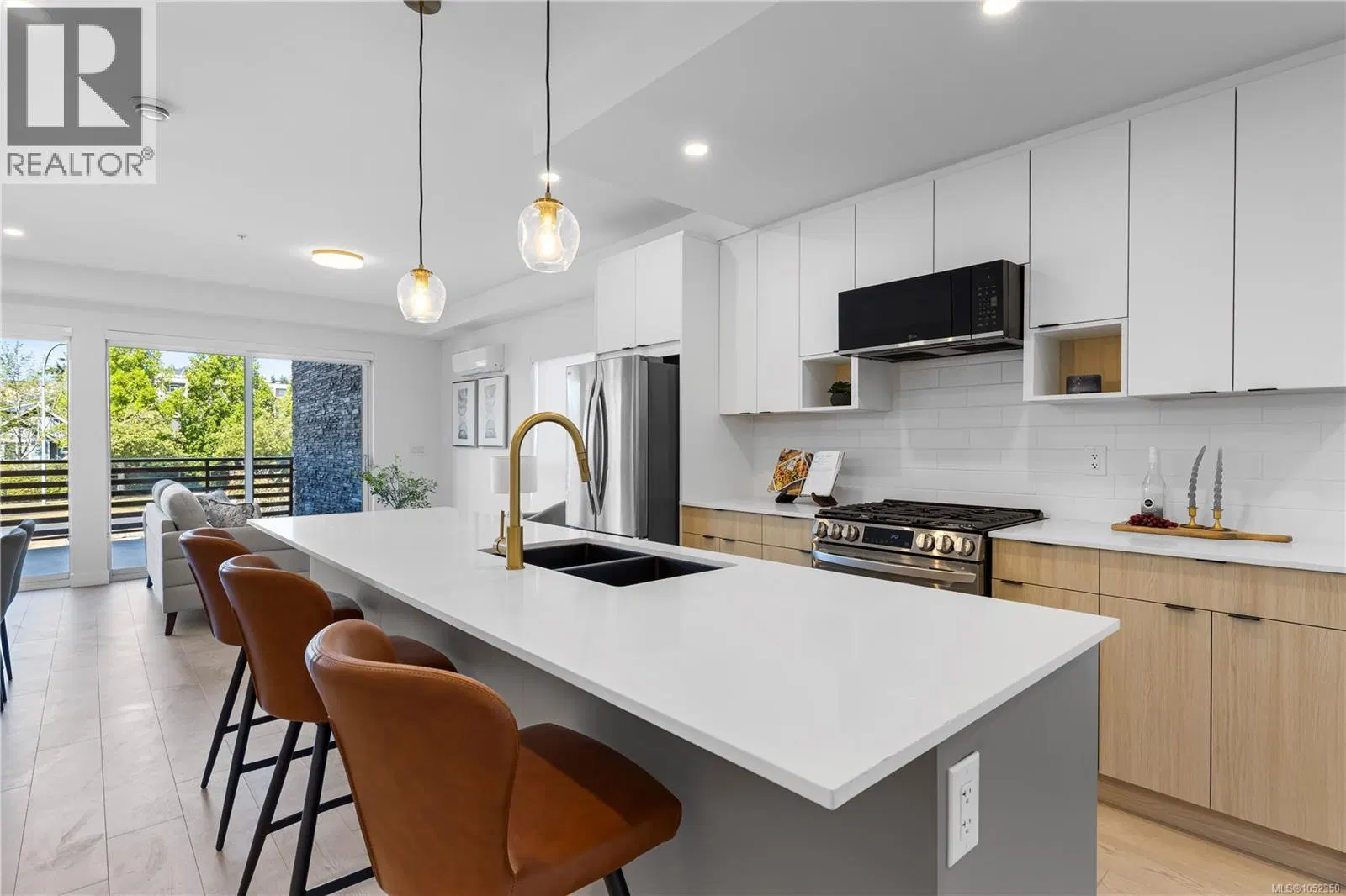 Photo 1 of 32 at #101 – 2629 Millstream Road