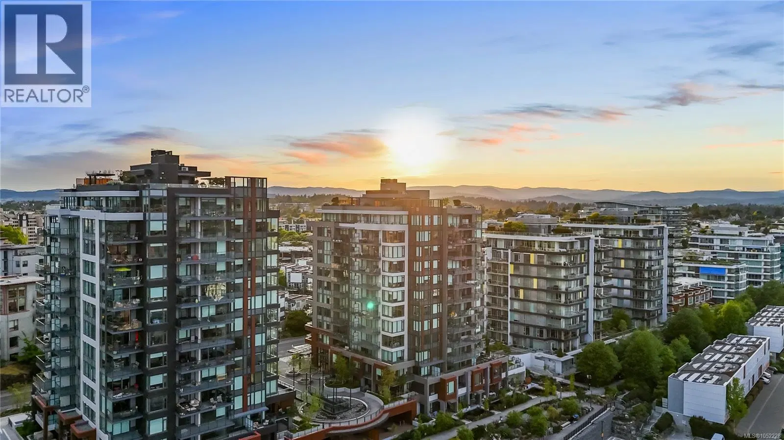 Photo 2 of 36 at #908 – 369 Tyee Road