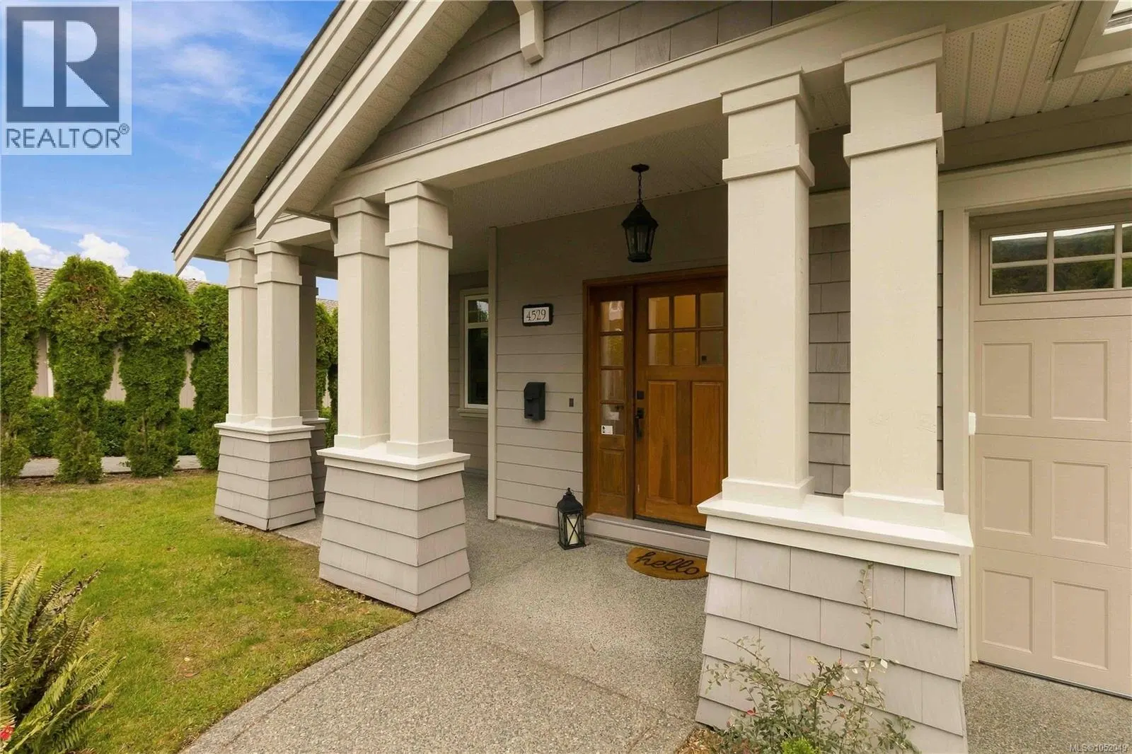 Photo 4 of 57 at 4529 Seawood Terrace