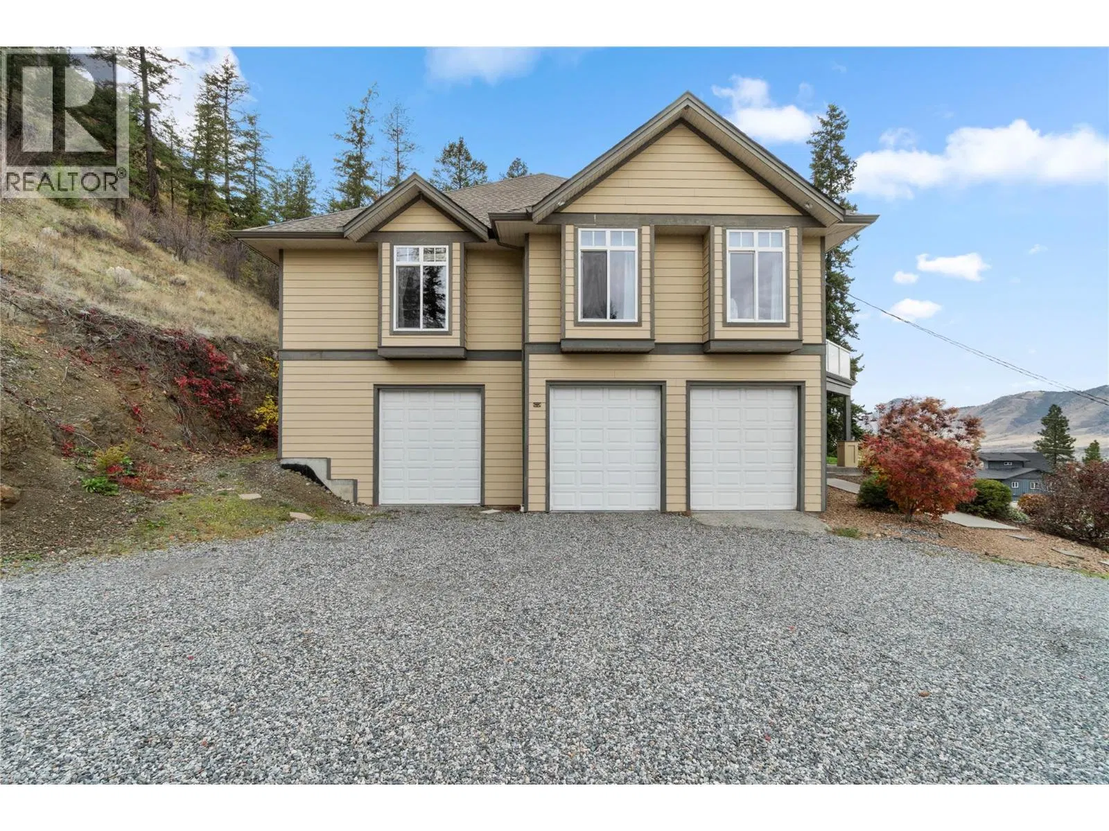 Photo 5 of 92 at 4732 Uplands Drive