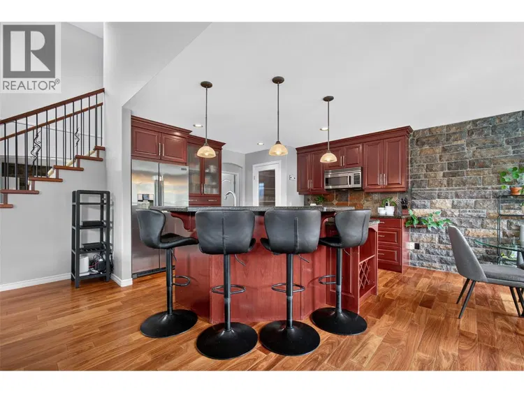 Photo 4 of 58 at 2512 Selkirk Drive