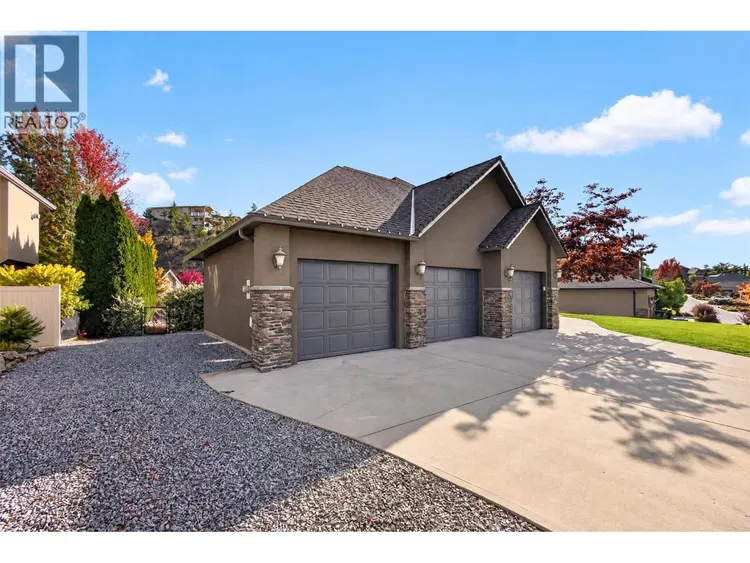 Photo 5 of 58 at 2512 Selkirk Drive