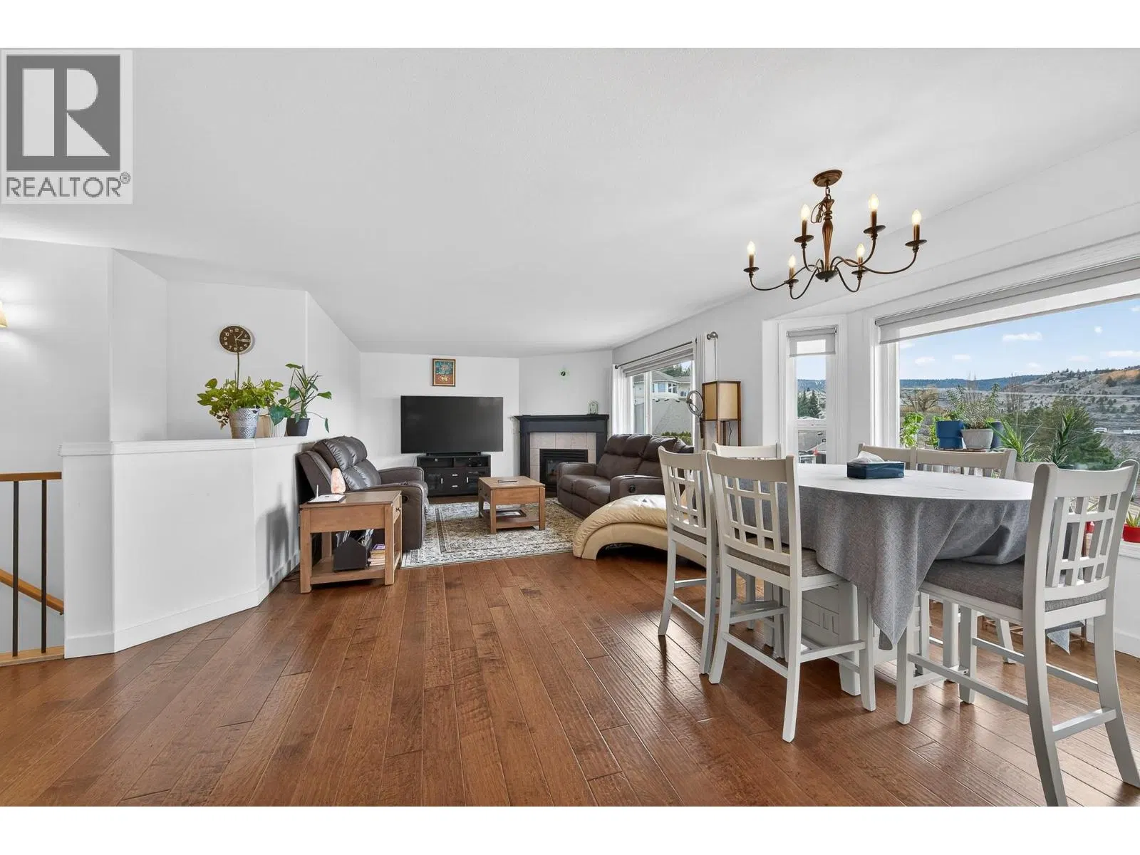 Photo 4 of 31 at #5 – 1575 Springhill Drive
