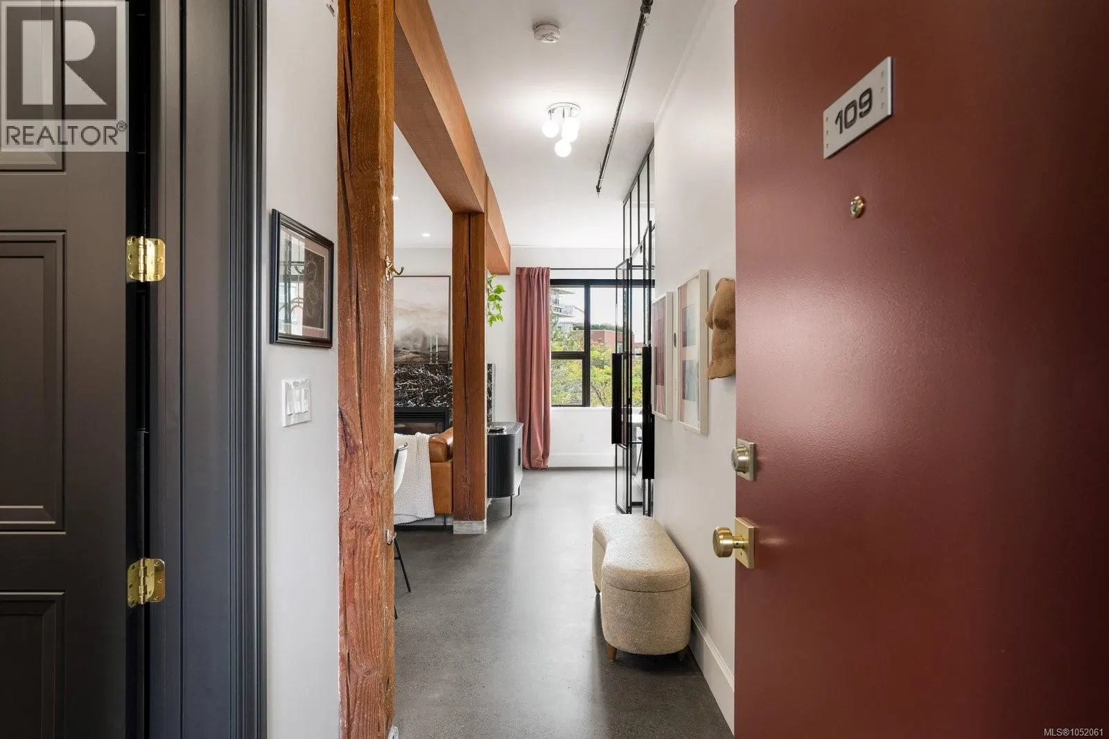 Photo 2 of 35 at #109 – 455 Sitkum Road