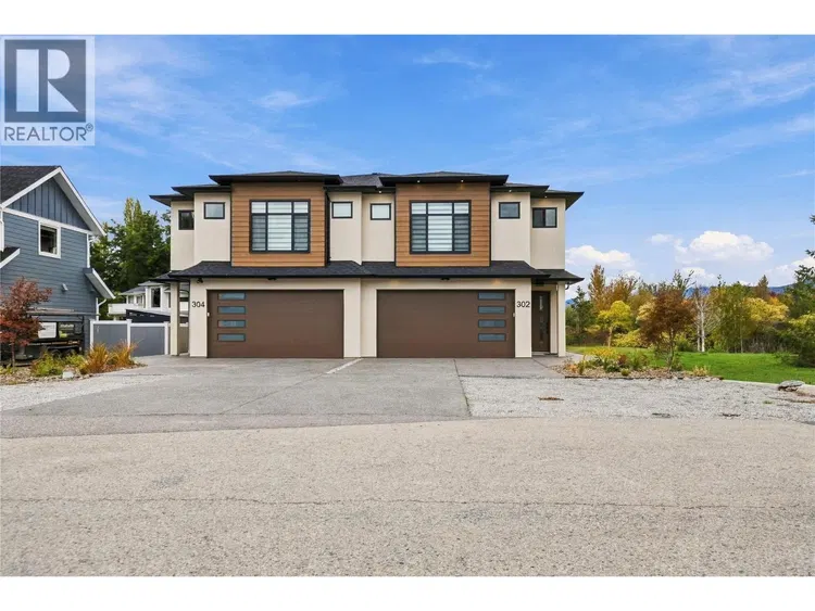 Photo 2 of 49 at 302 Sumac Road
