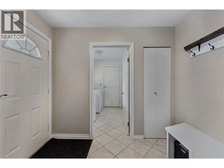 Photo 3 of 55 at 3772 Glenway Road