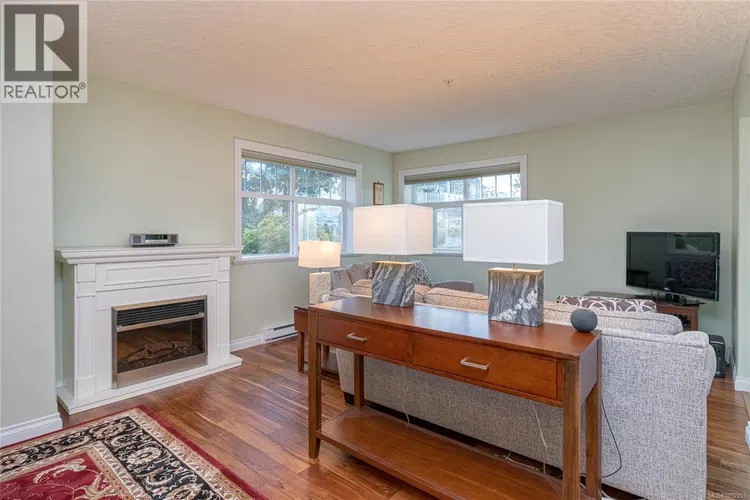 Photo 4 of 27 at #102 – 2318 James White Boulevard