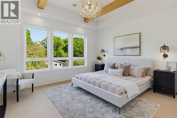 Photo 3 of 60 at #4 – 1434 Brooke Street