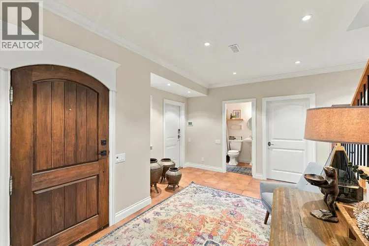 Photo 4 of 73 at 5047 Seon Crescent