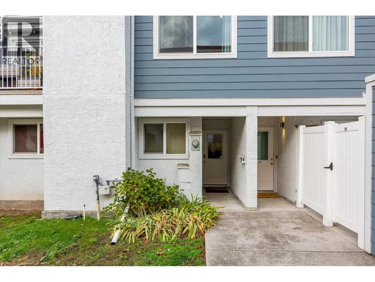 Photo 4 of 27 at #9 – 1481 Inkar Road