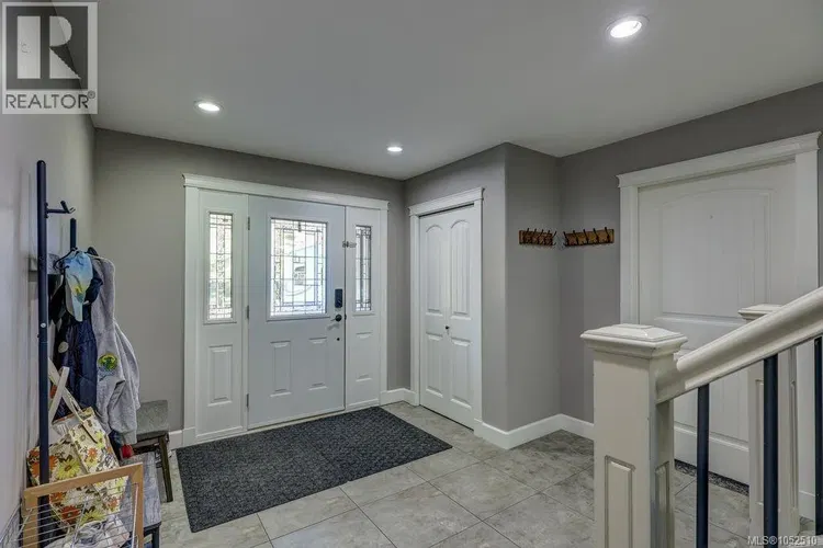 Photo 4 of 75 at 2295 Ashlee Road