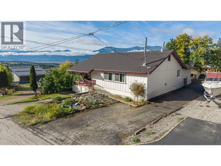 Photo 2 of 20 at 115 24th Avenue