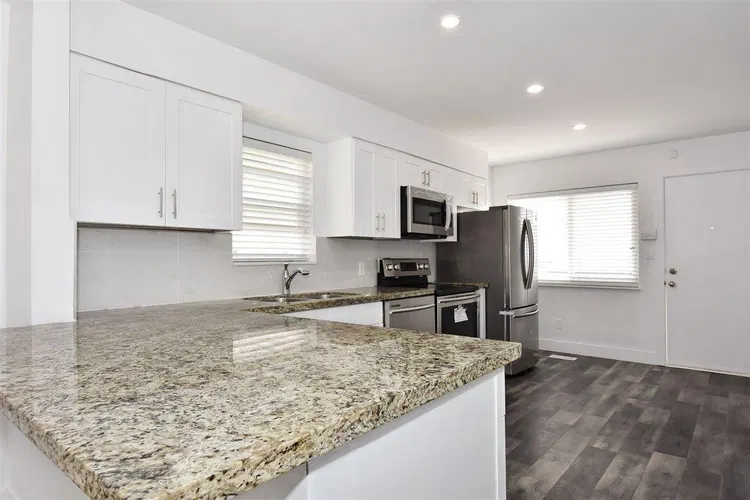 Photo 5 of 19 at 776 E 63rd Avenue