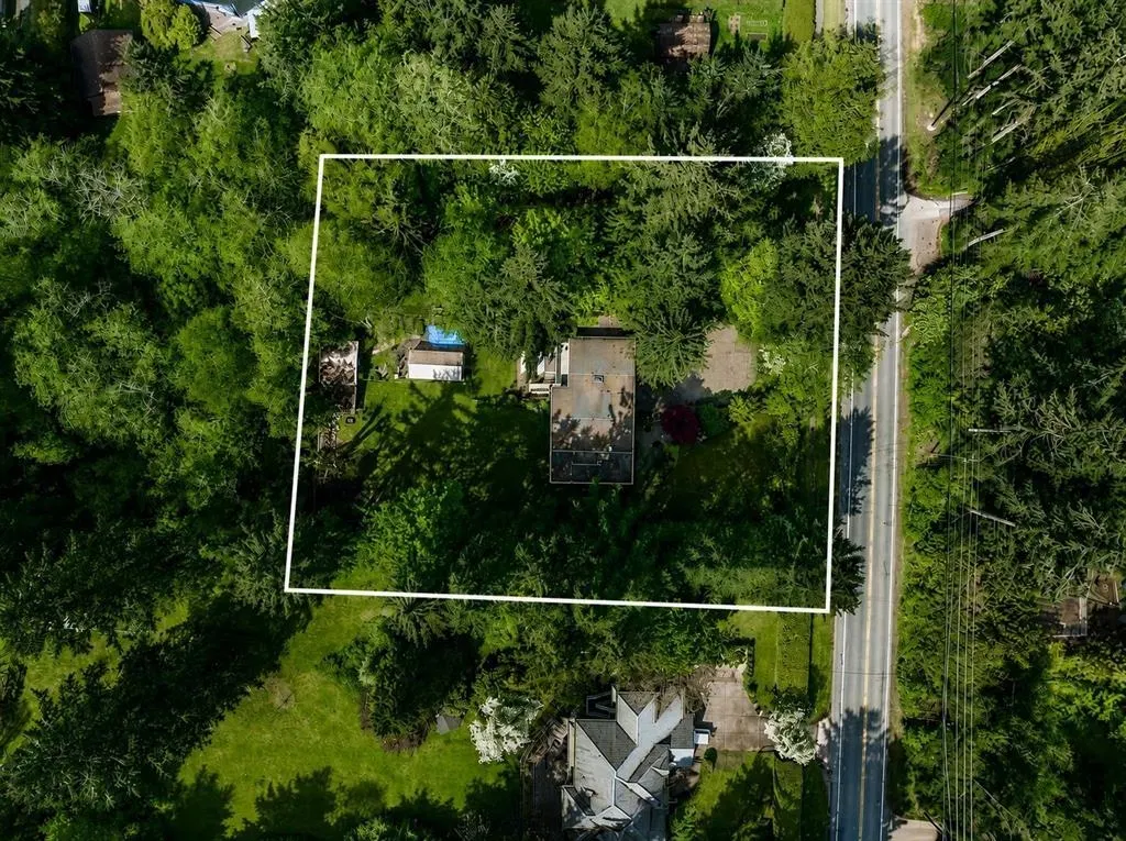 Photo 4 of 4 at 2875 168 Street
