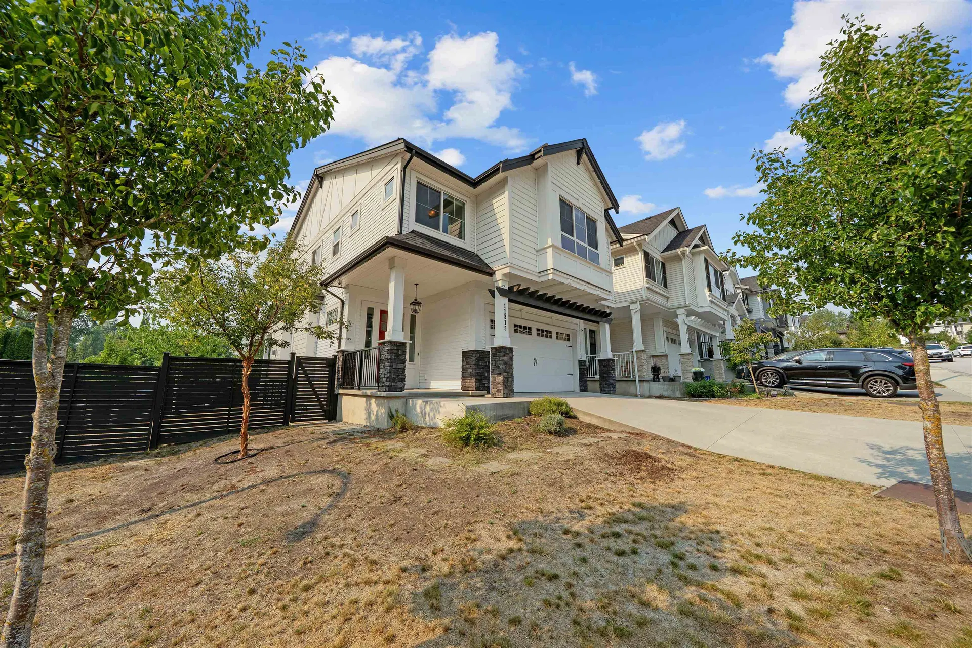 Photo 4 of 40 at 11315 230 Street