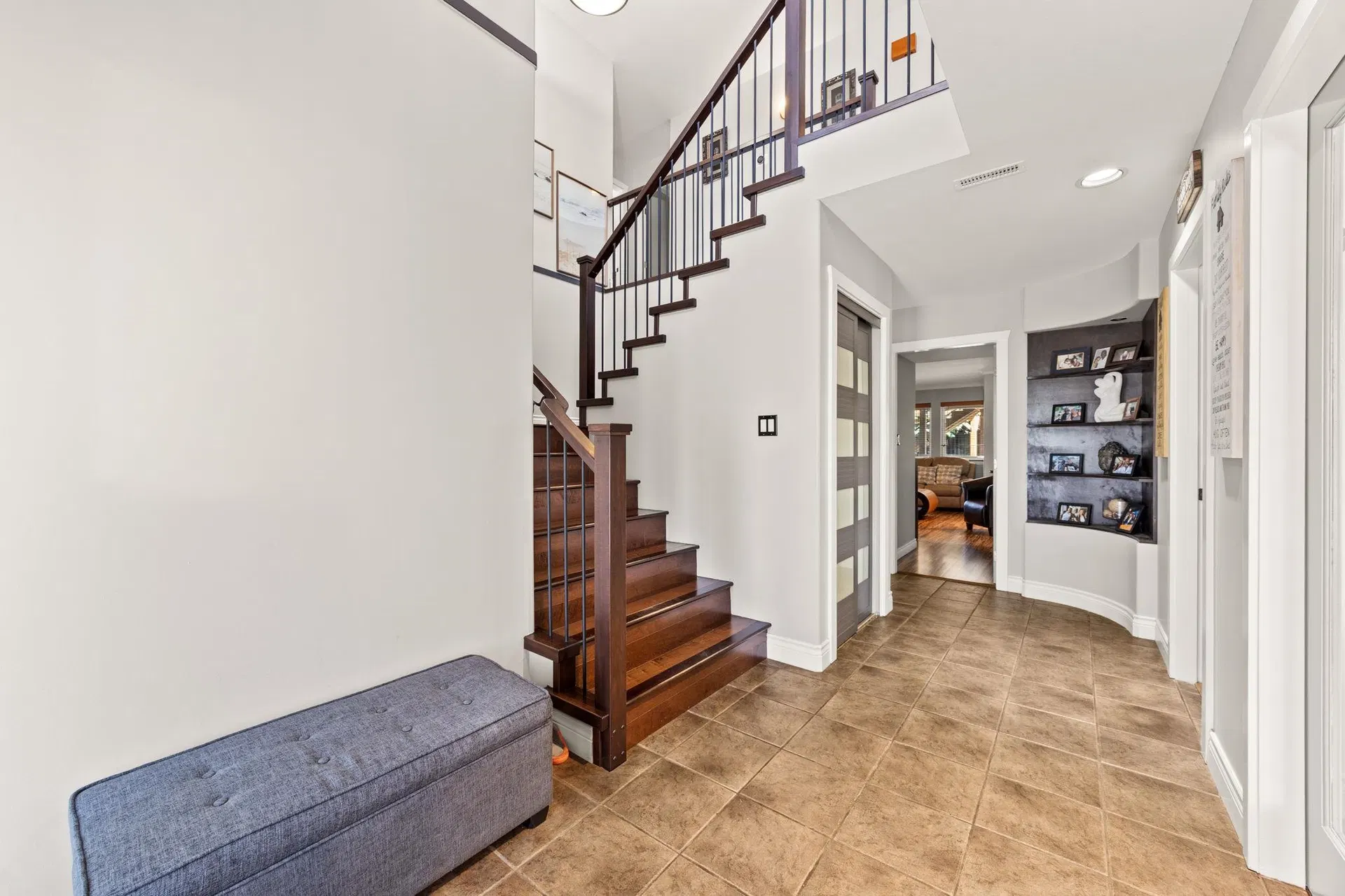 Photo 3 of 40 at 11870 236b Street