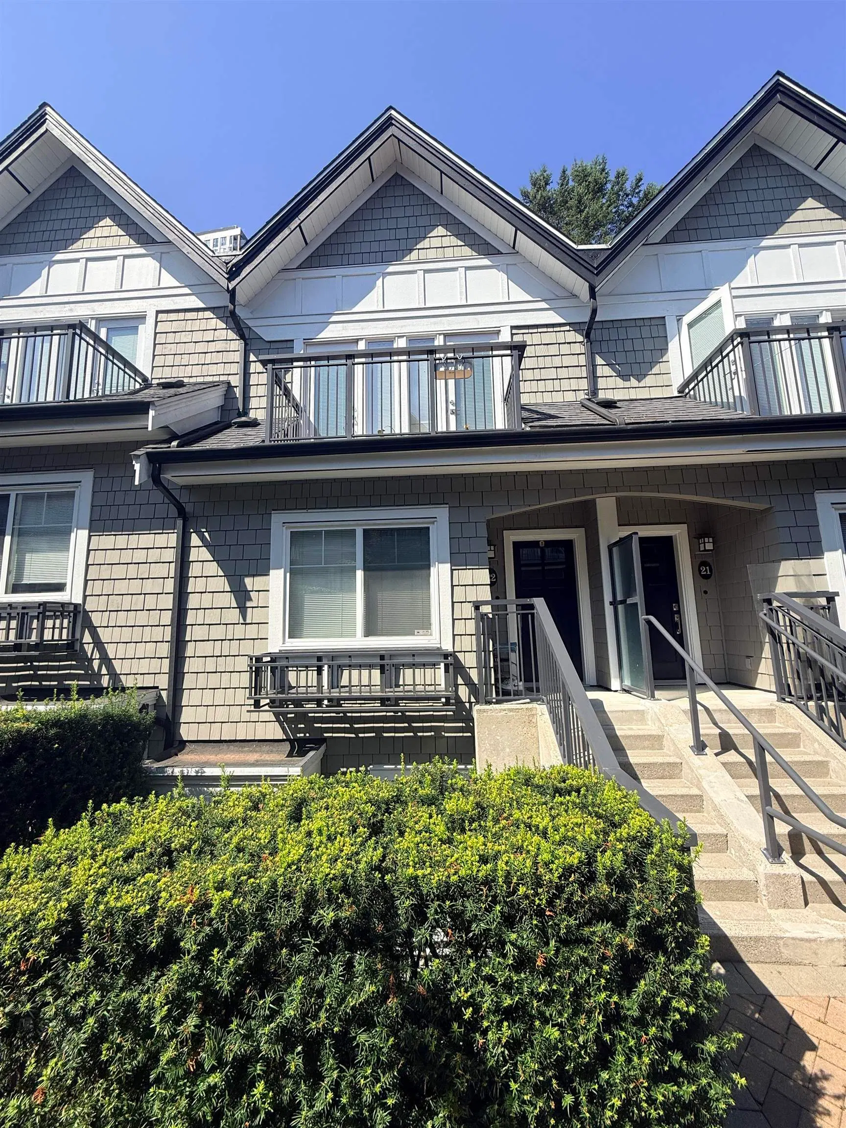 Photo 2 of 2 at #22 – 5655 Chaffey Avenue