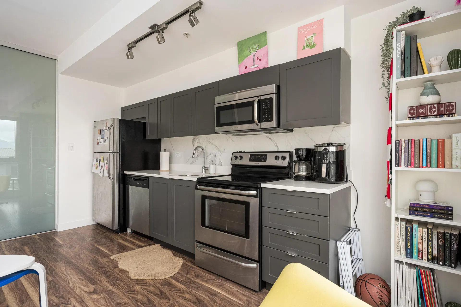 Photo 4 of 17 at #208 – 2511 Quebec Street
