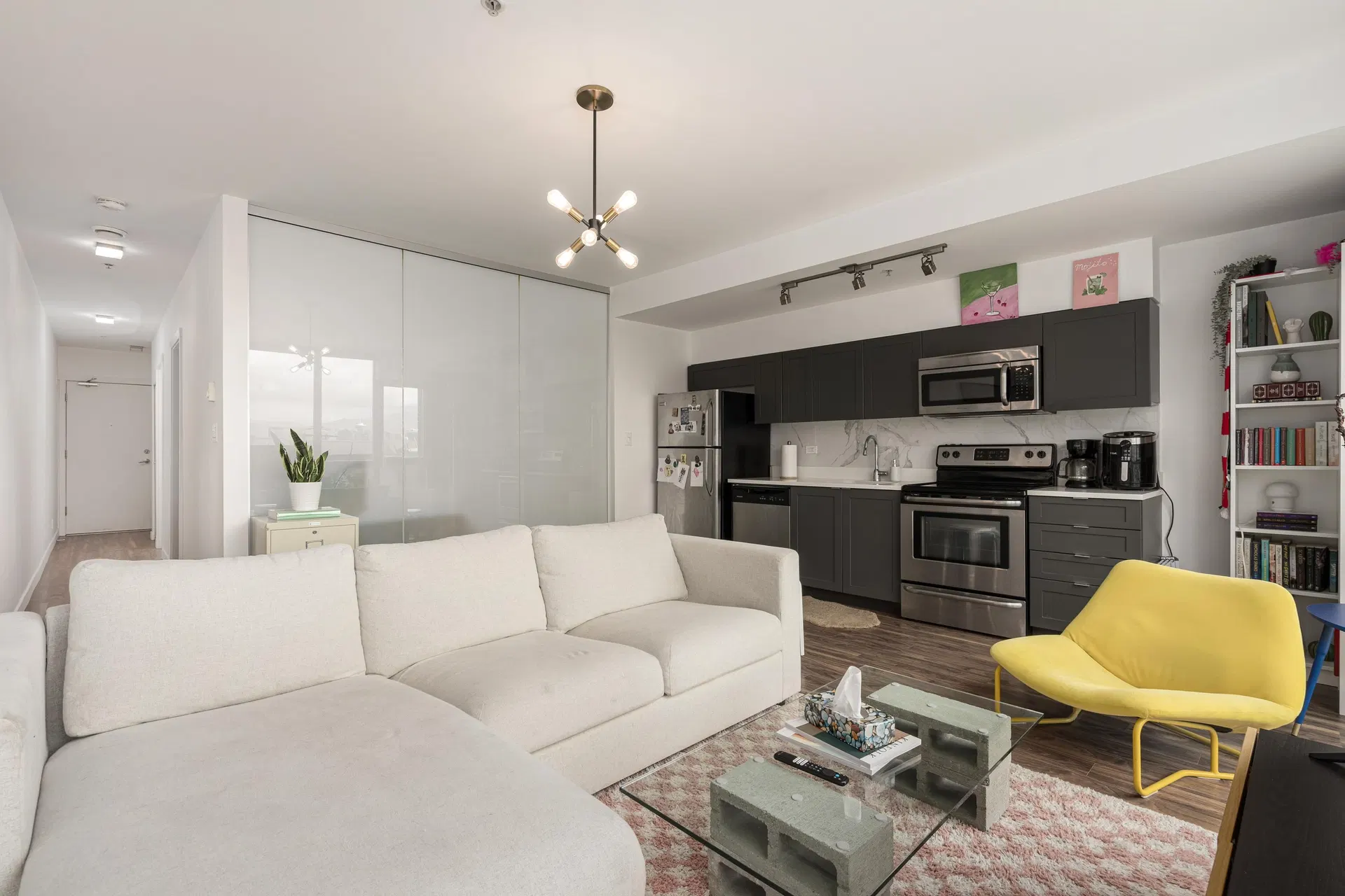 Photo 5 of 17 at #208 – 2511 Quebec Street
