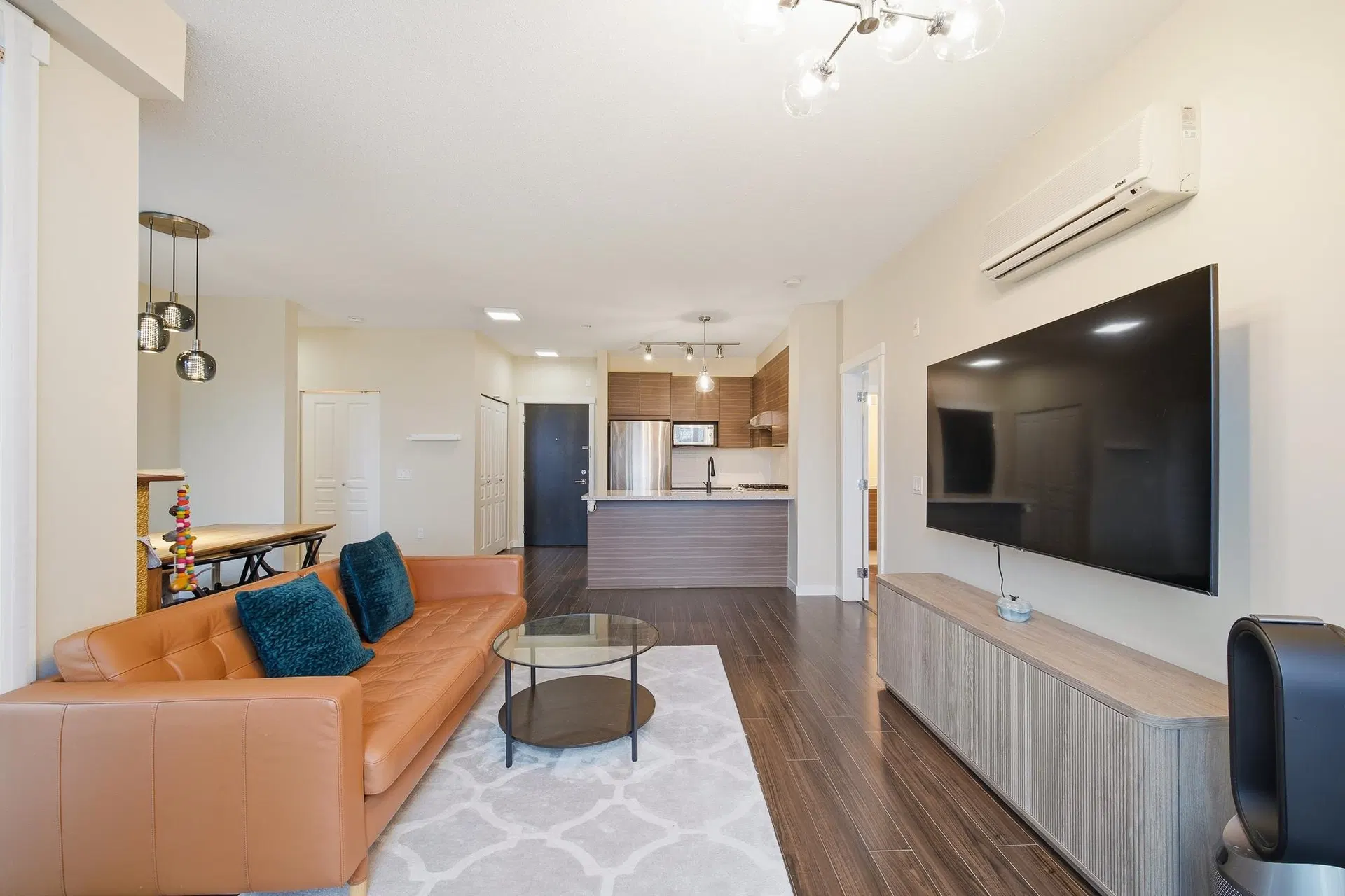 Photo 5 of 29 at #339 – 9388 Mckim Way
