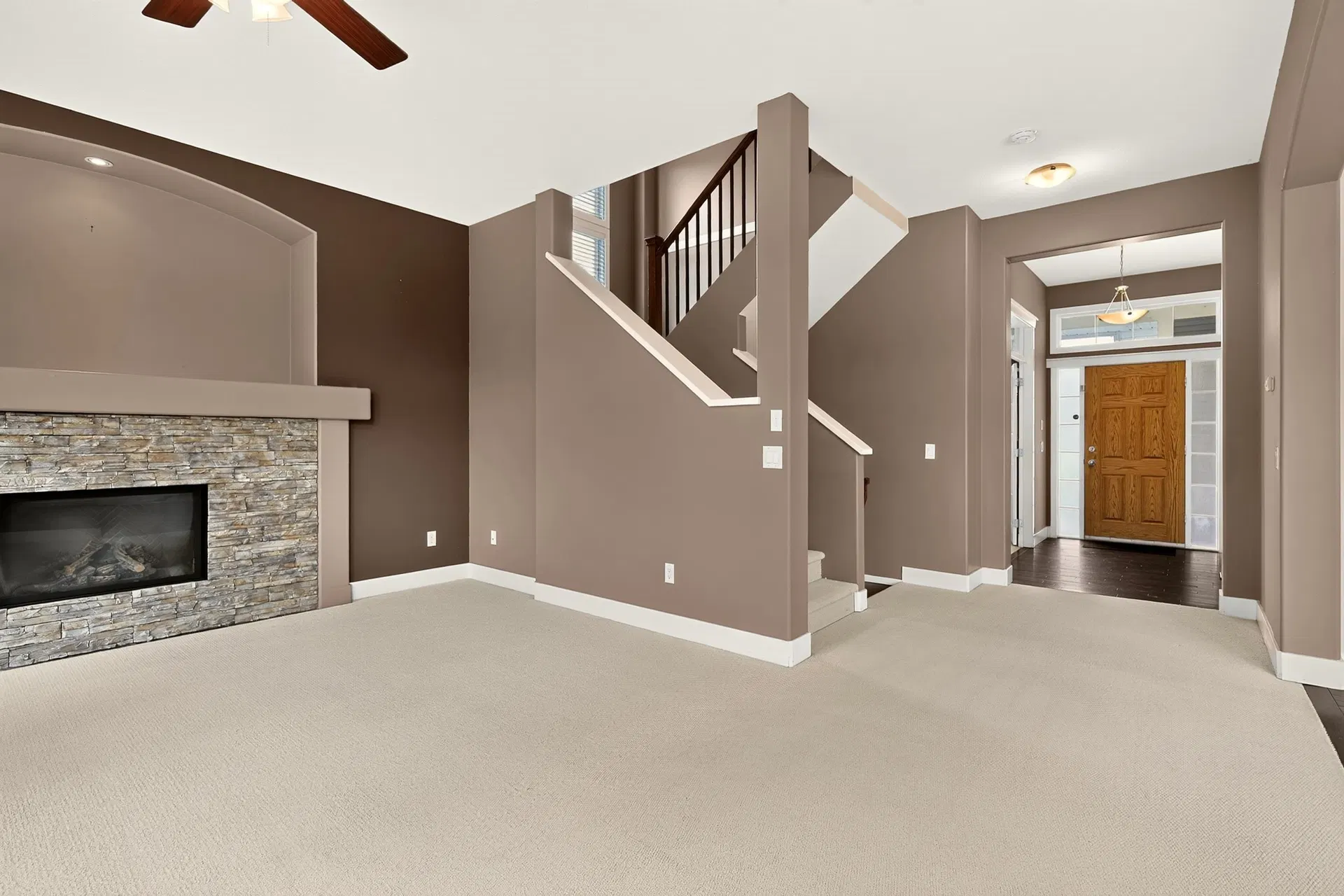 Photo 3 of 38 at 14822 59a Avenue
