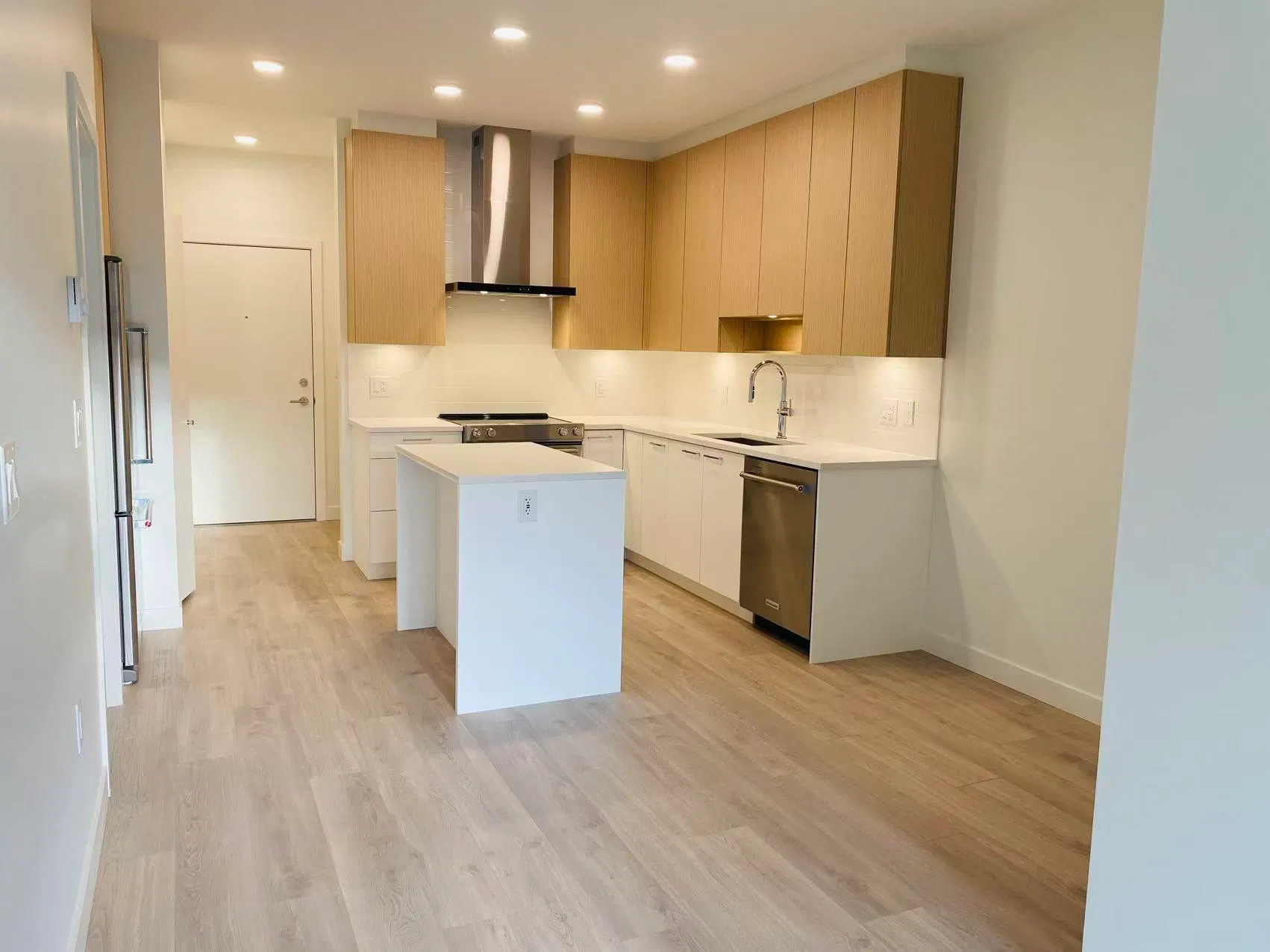 Photo 3 of 17 at #314 – 7588 16th Street