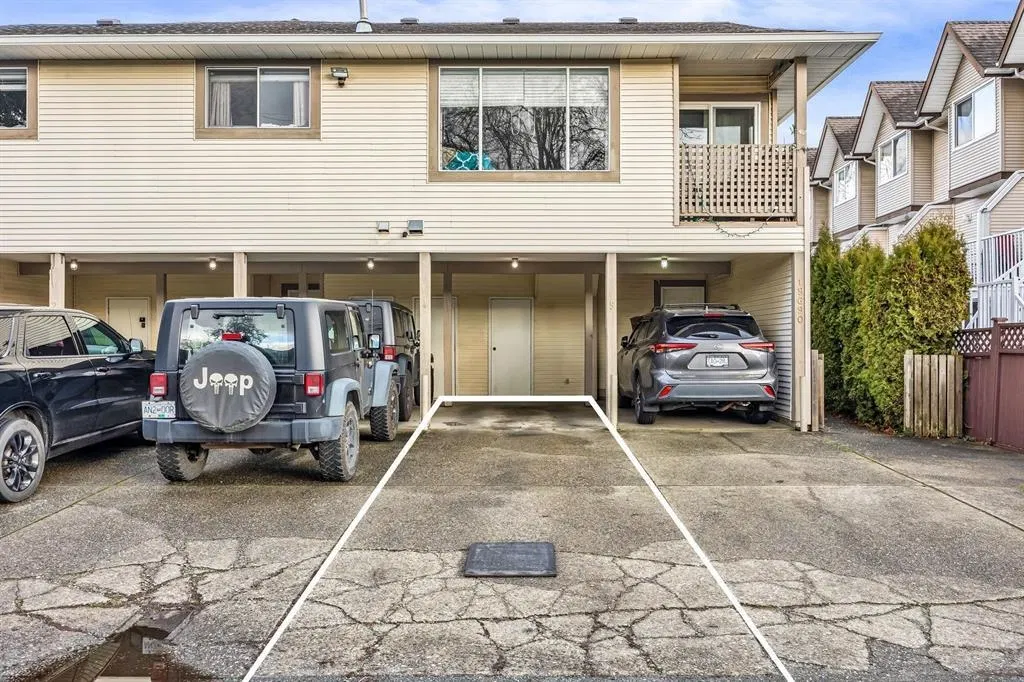 Photo 4 of 25 at #4 – 19690 56 Avenue