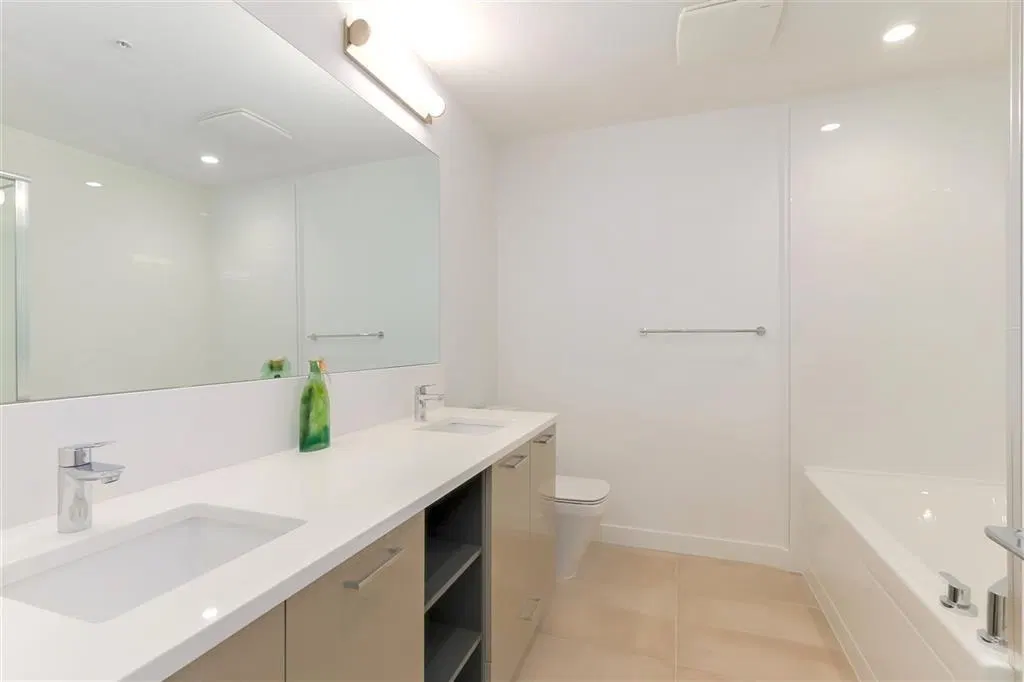 Photo 5 of 14 at #311 – 3581 Ross Drive