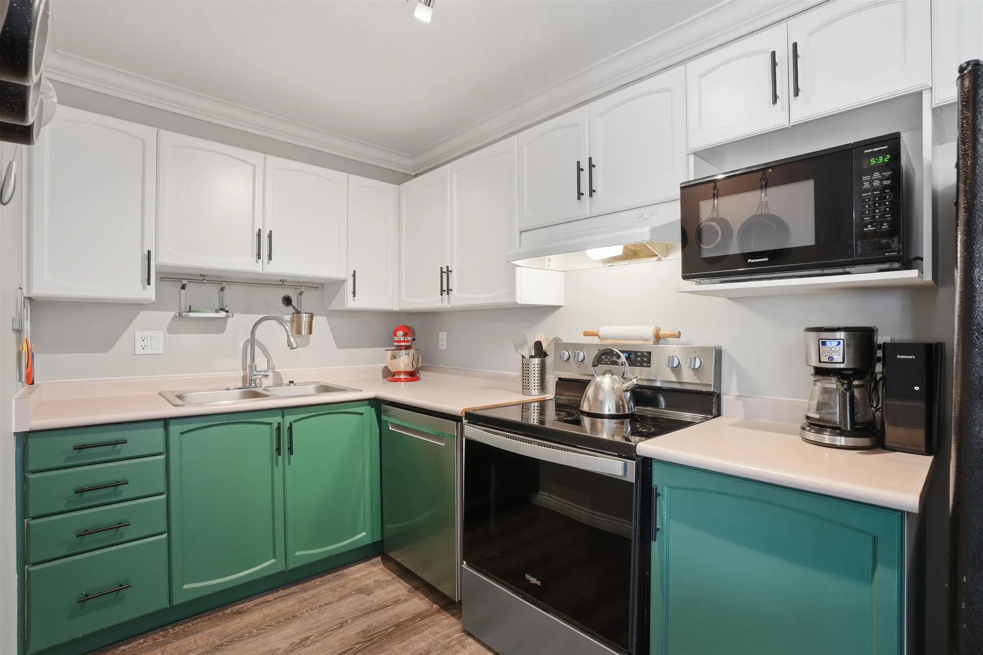 Photo 5 of 36 at #418 – 2962 Trethewey Street