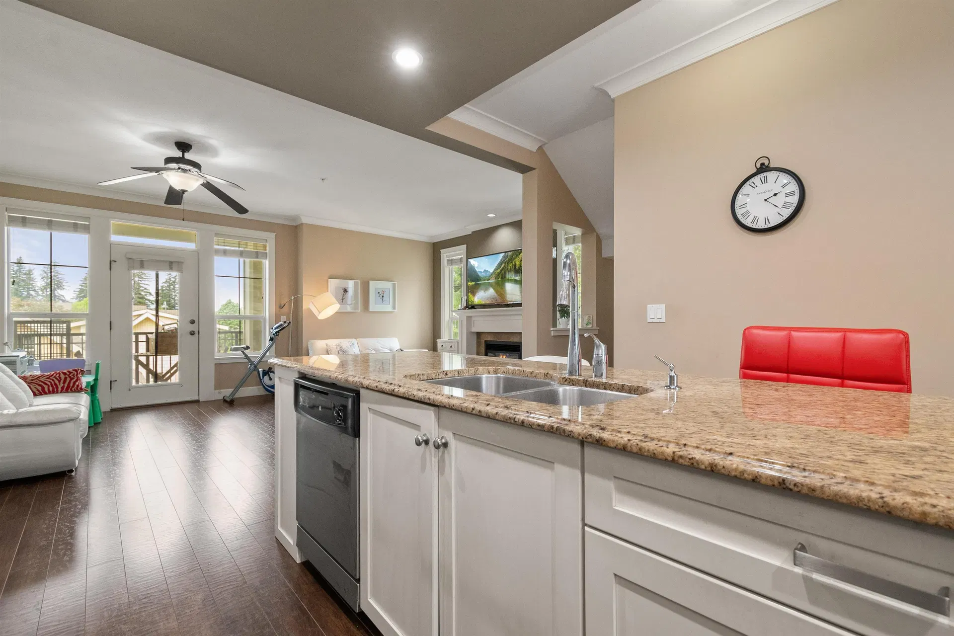 Photo 5 of 40 at #14 – 45290 Soowahlie Crescent