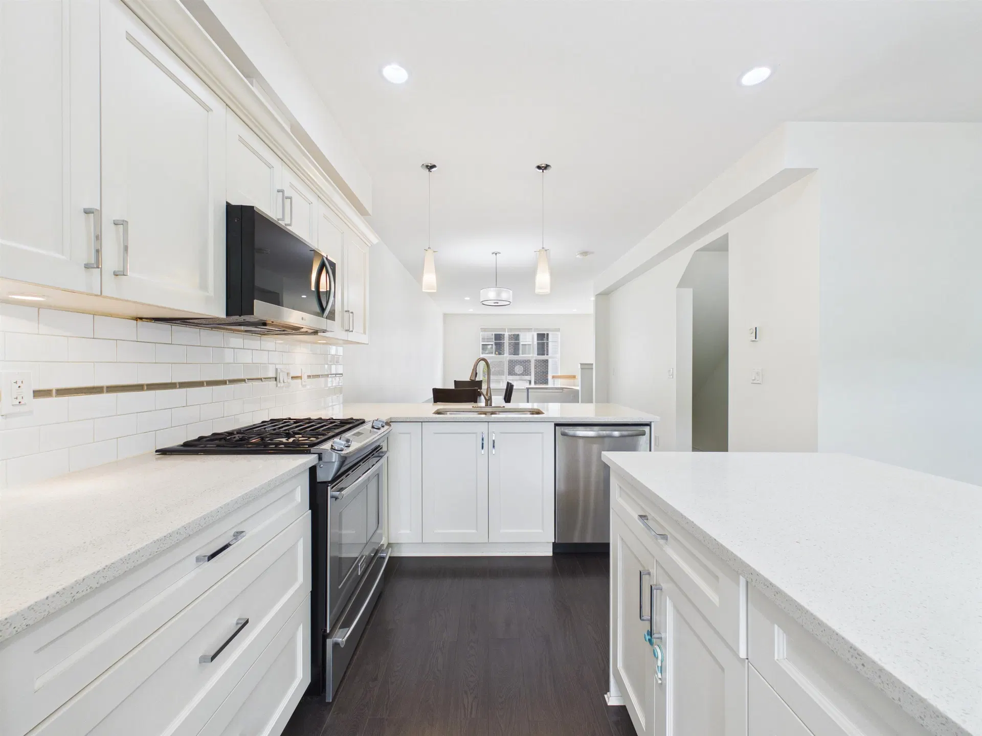 Photo 5 of 27 at #71 – 2469 164 Street
