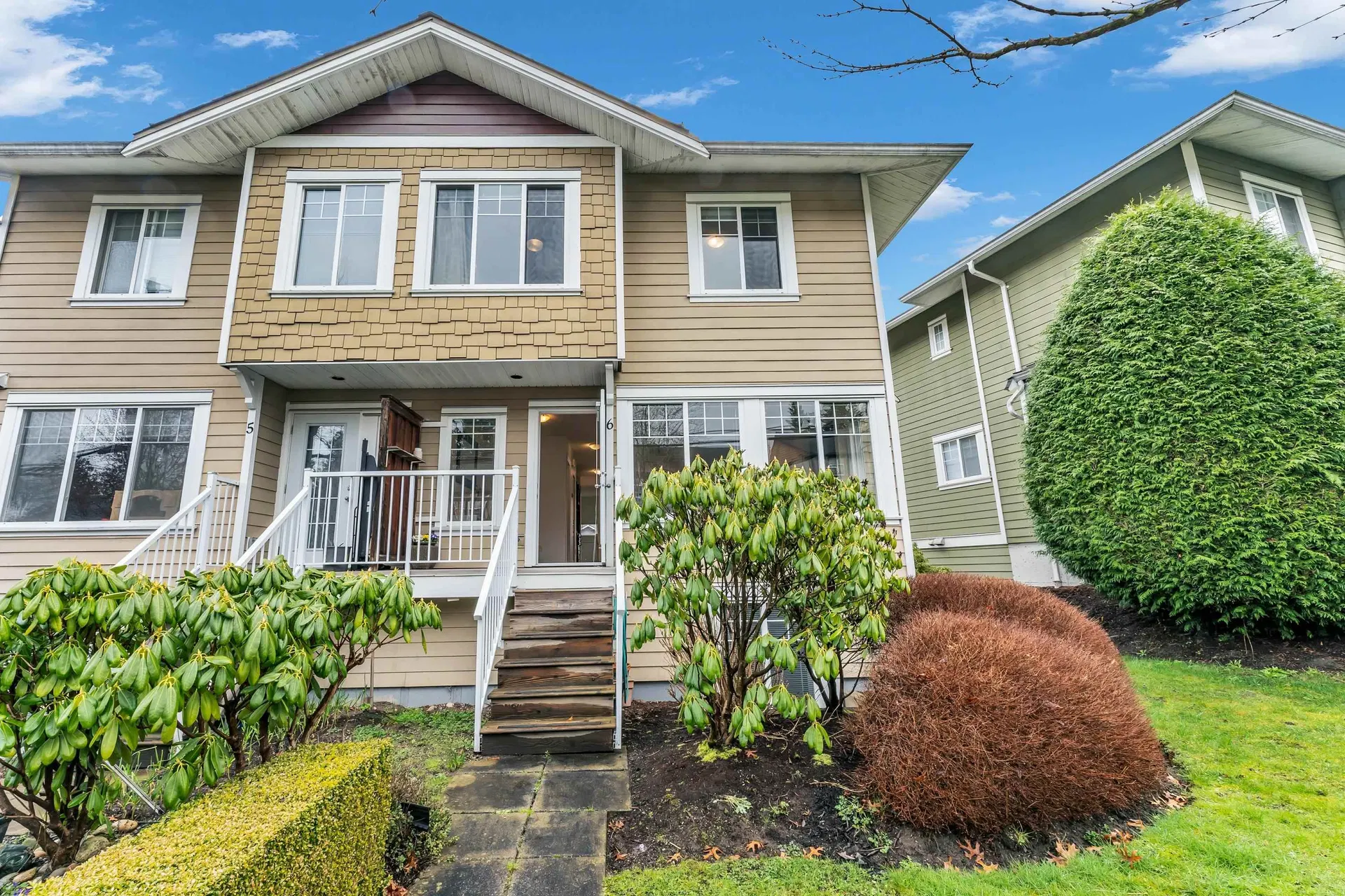 Photo 5 of 37 at #6 – 6110 138 Street