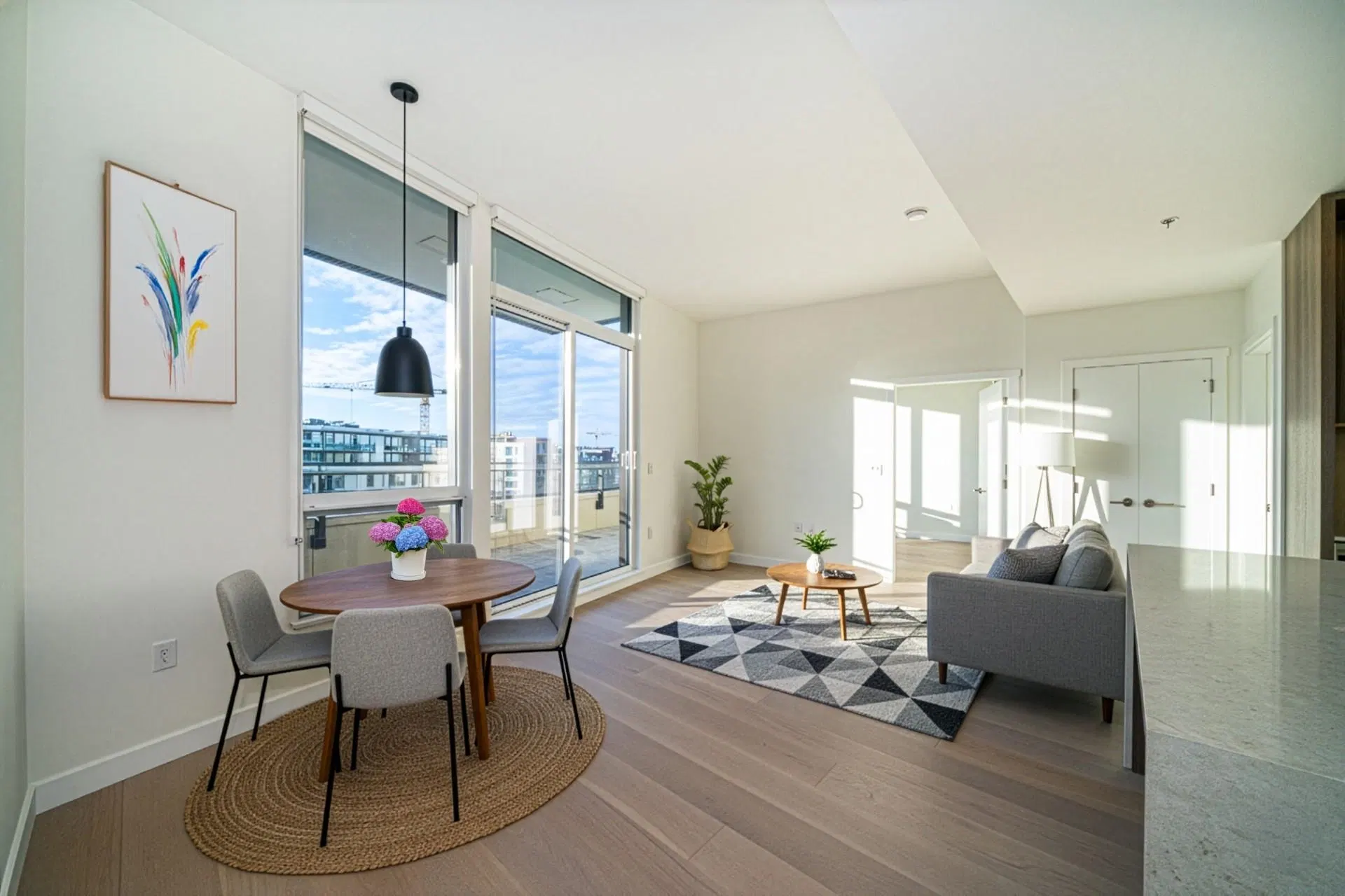 #506 – 5212 Cambie Street