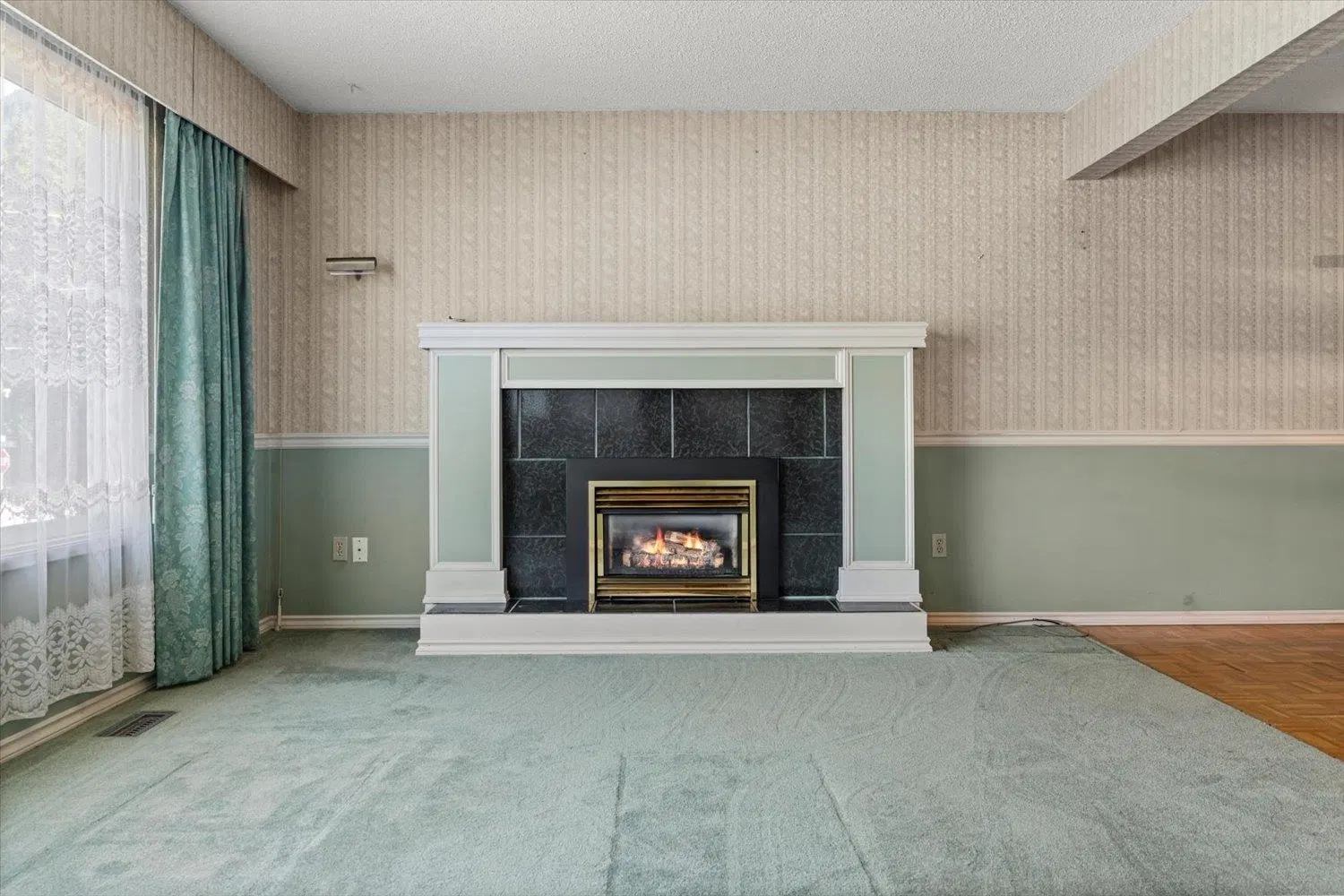 Photo 5 of 37 at 63752 Heather Avenue