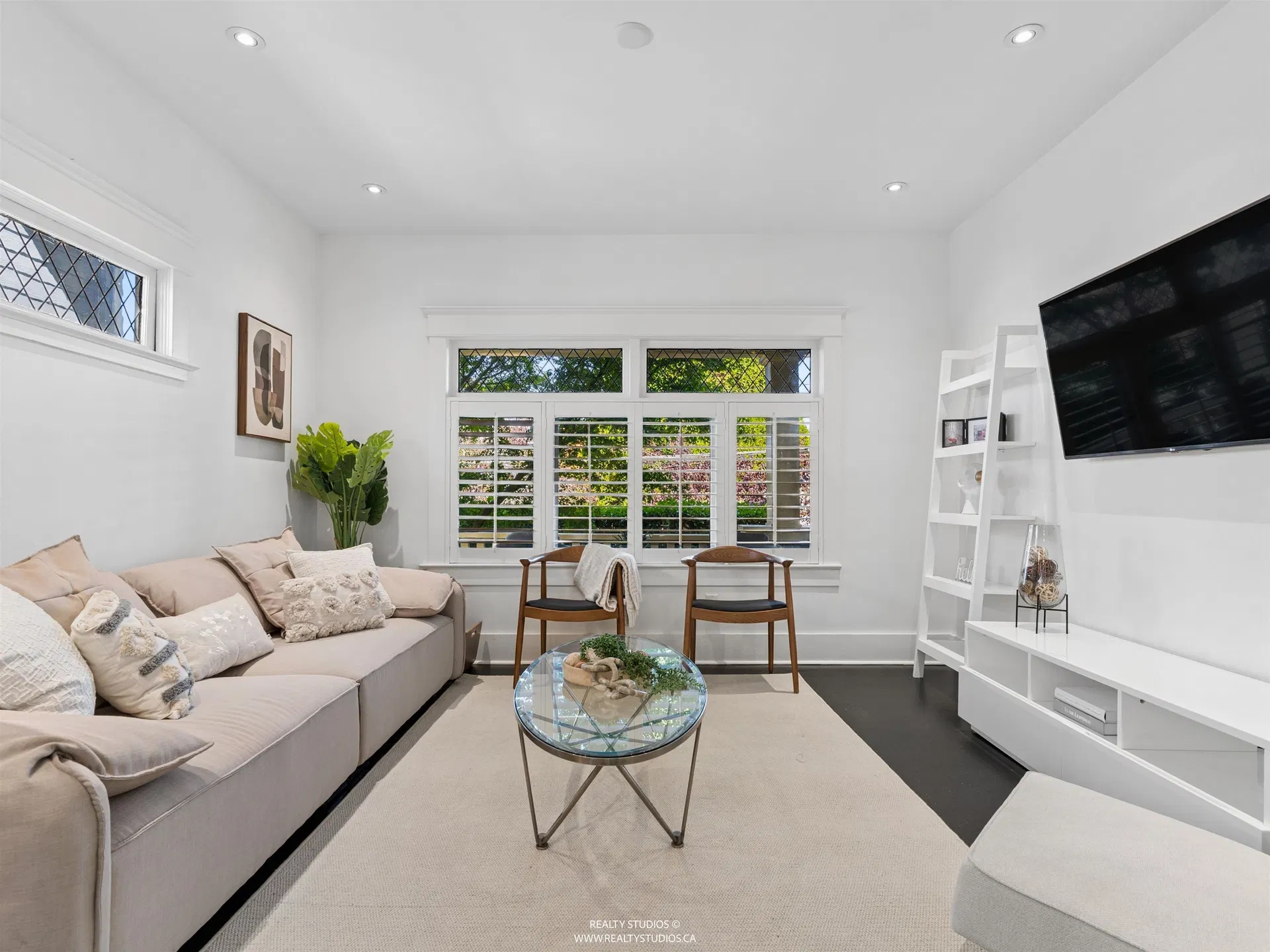 Photo 5 of 40 at 1204 E 14th Avenue