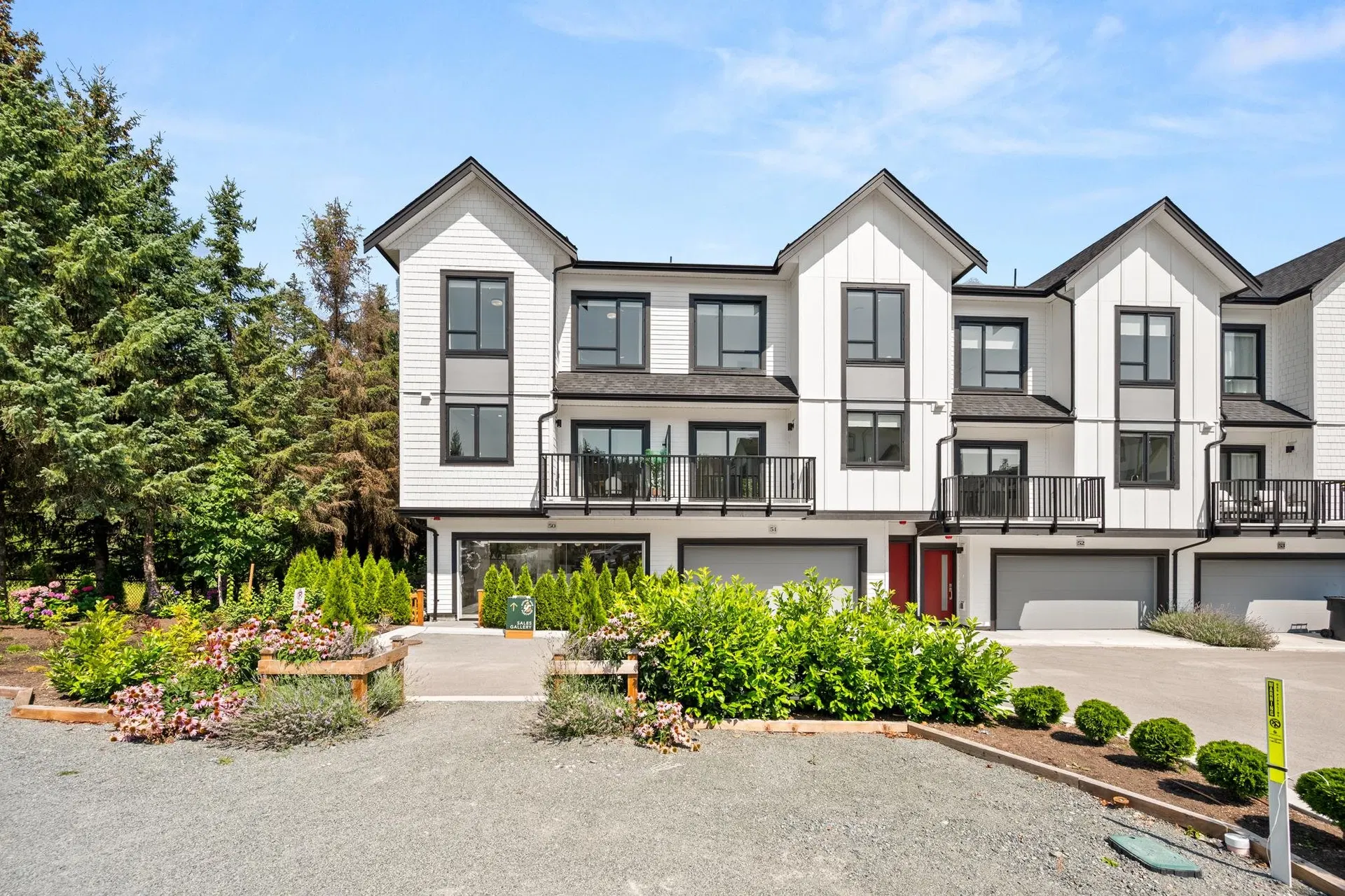 Photo 3 of 34 at #74 – 16487 89 Avenue
