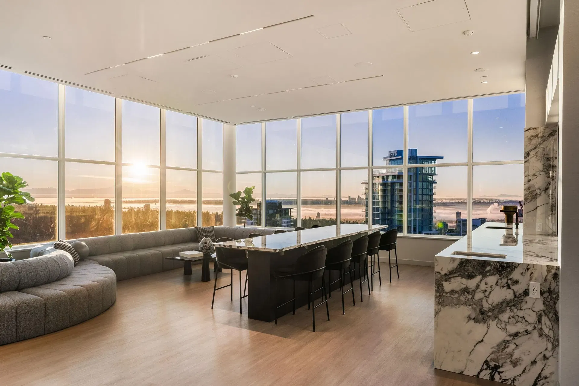 #4501 – 720 Farrow Street