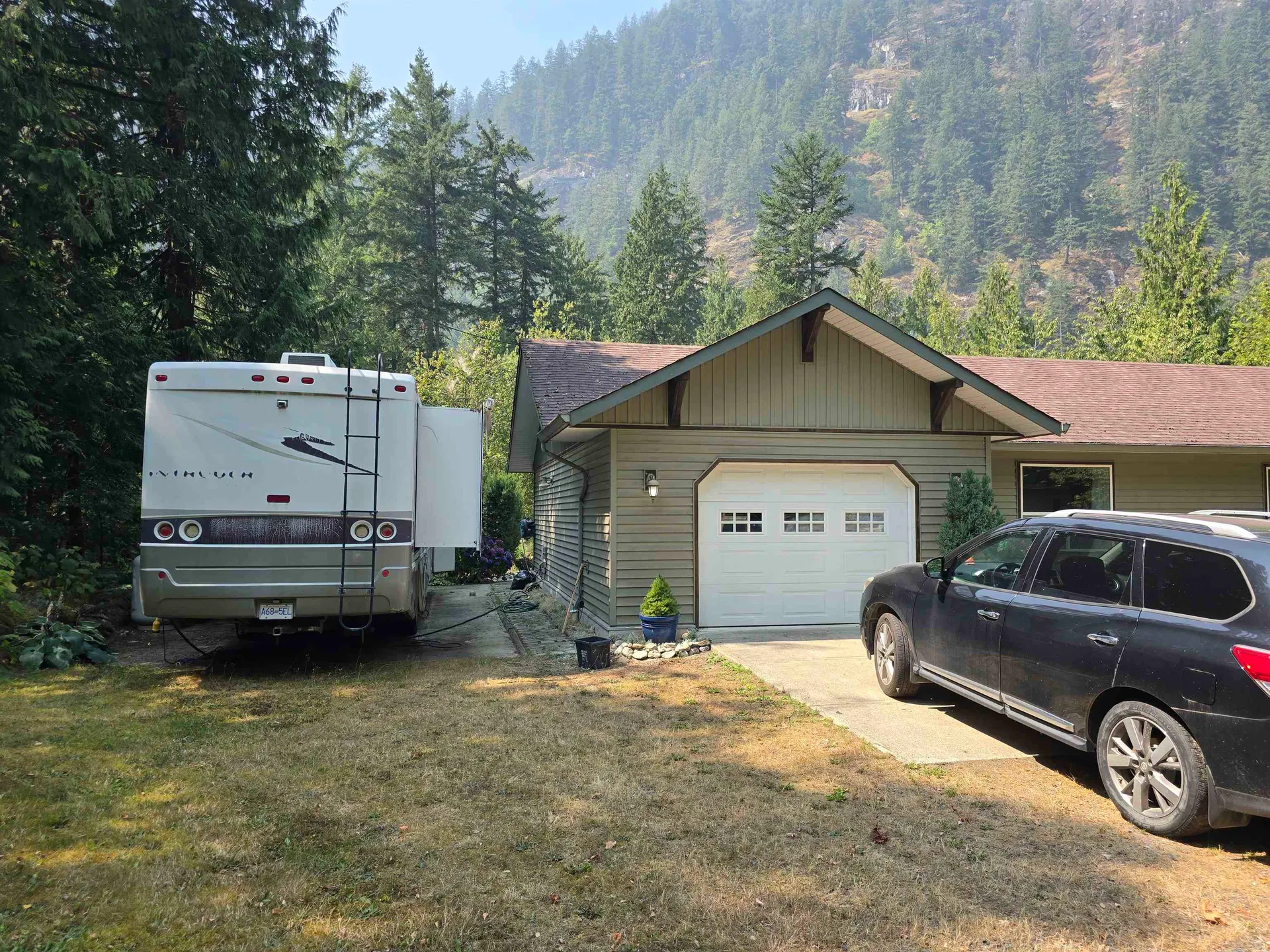 Photo 4 of 17 at 19601 Silver Skagit Road