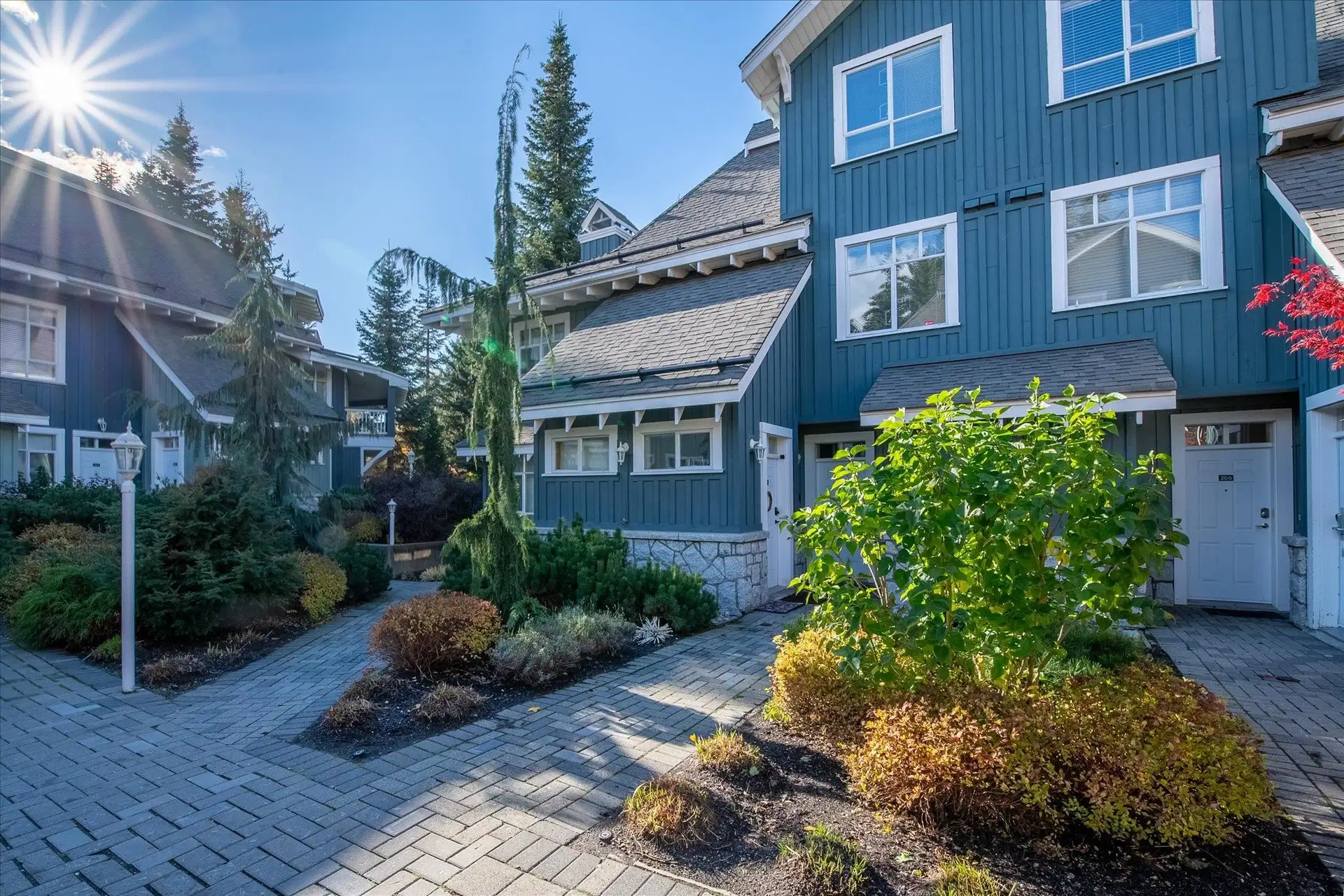 #203 – 4405 Blackcomb Way