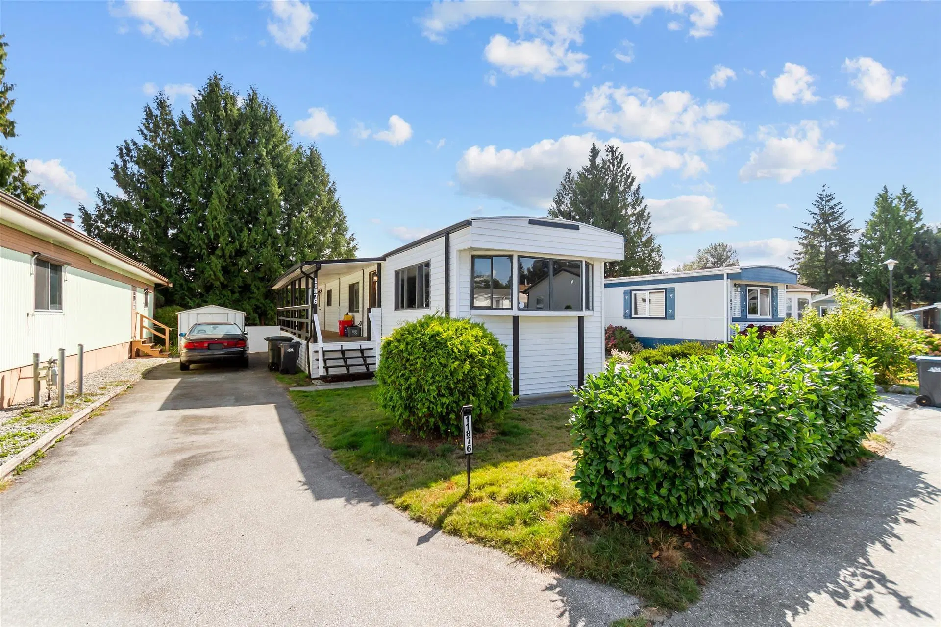 Photo 3 of 18 at #18 – 11876 Poplar Drive